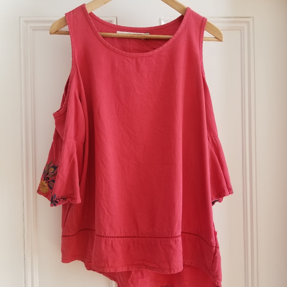 Standard Grace Top. Size Medium